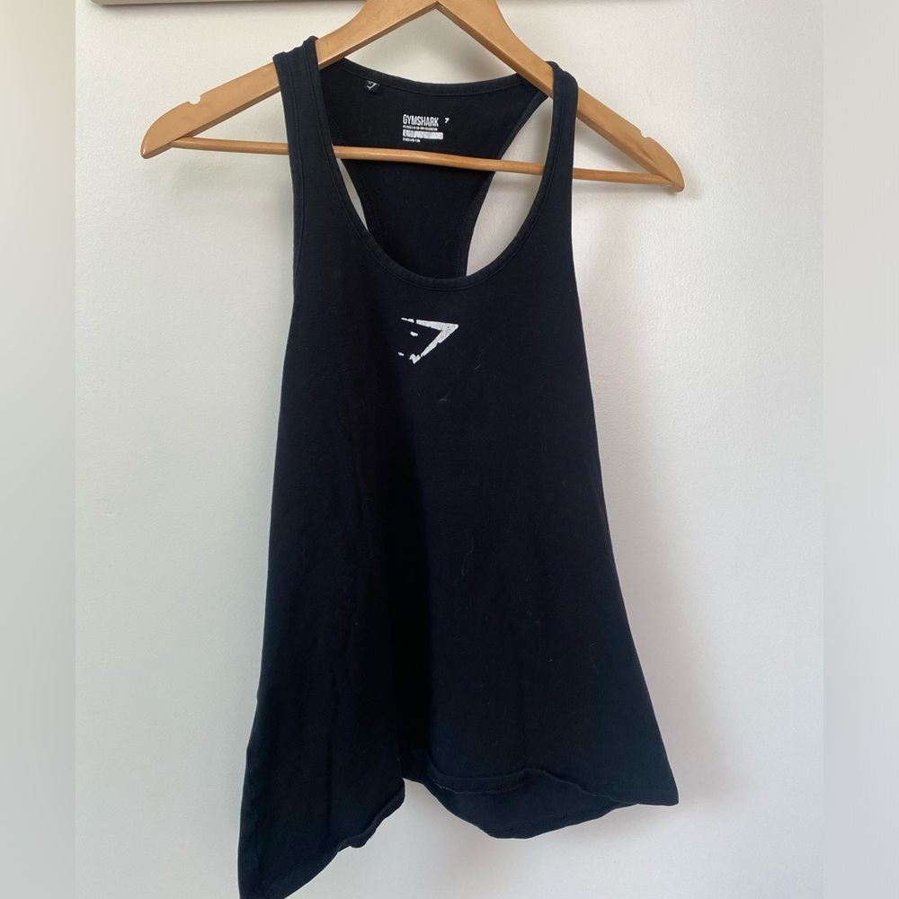 Black gym shark tank top